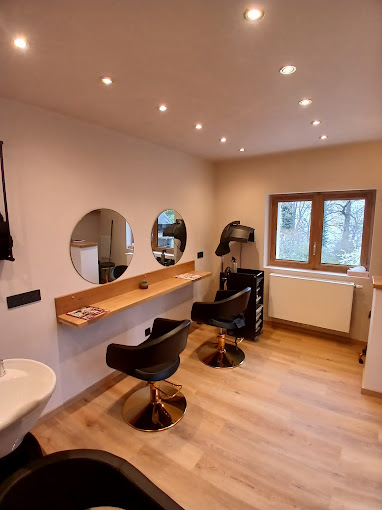 Intérieur du salon B.Coiffure